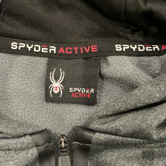 Spyder Active hoodie in XL. Like new condition. - Picture 3 of 4